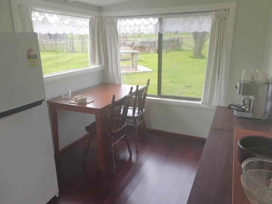 Handsome Hills Dairy Retreat Won Wron Exteriör bild